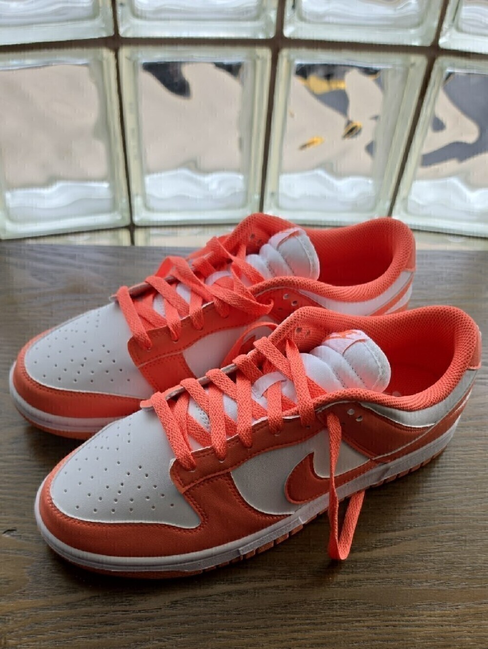 Nike Low-Top Sneakers in Coral & White - Picture 4 of 4